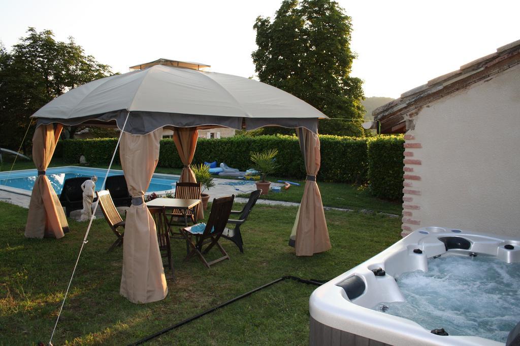 La Perle Du Lot Bed and Breakfast Castelnau-Montratier Exteriör bild